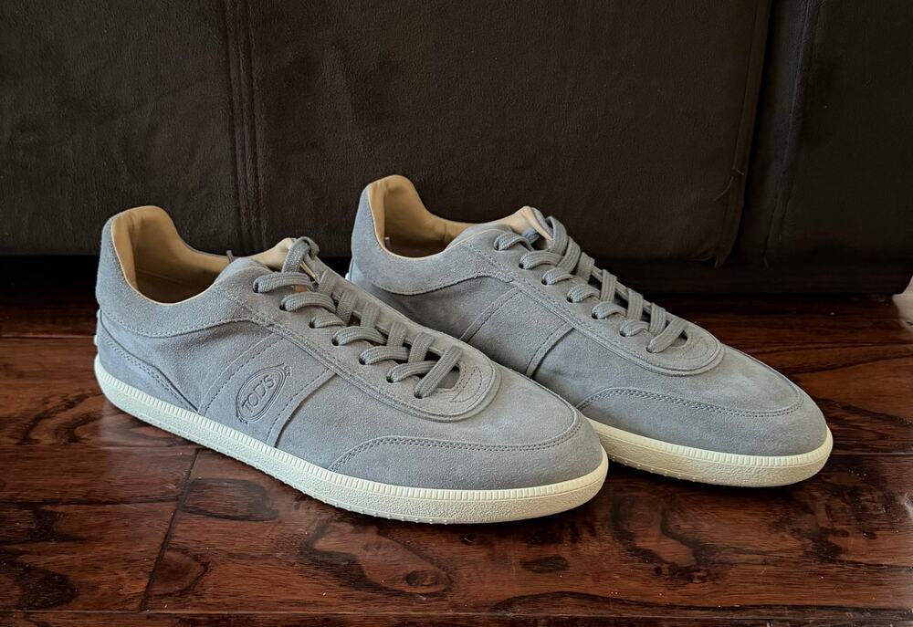 $895 NIB Tod’s Men’s Size 8(41) Gray Suede Leather Low Top Sneakers